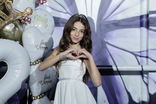 מועדון לבת מצווה